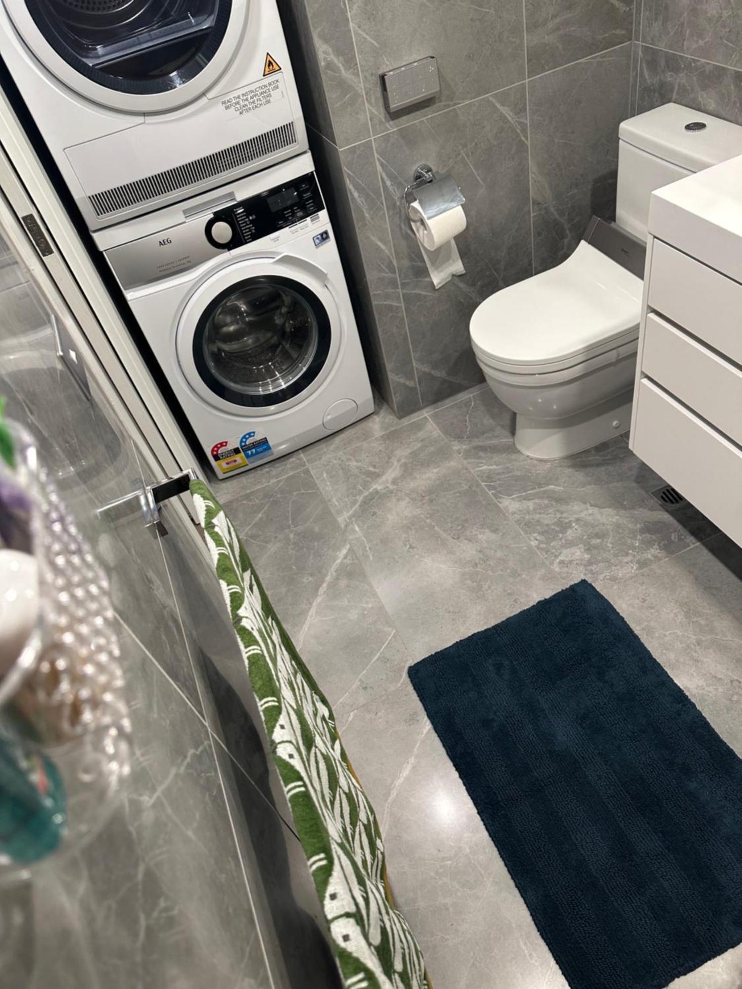 Private 1 Bed Accom With Bathroom In A 3 Bed Apartment - Melb Cbd, Regency Towers - Free Parking, Wifi And Pool Melbourne Buitenkant foto